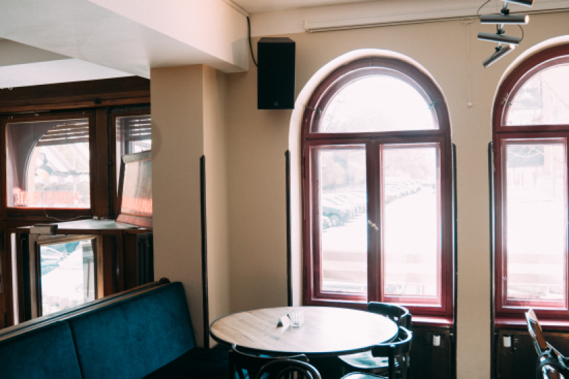Adieu Bar