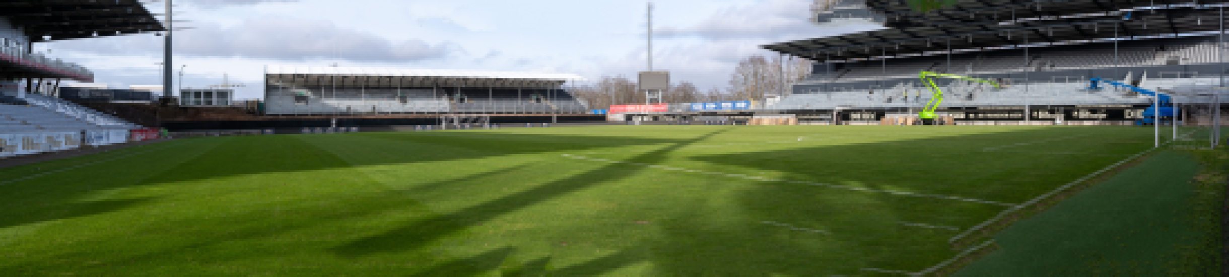 Waldstadion Kaiserlinde